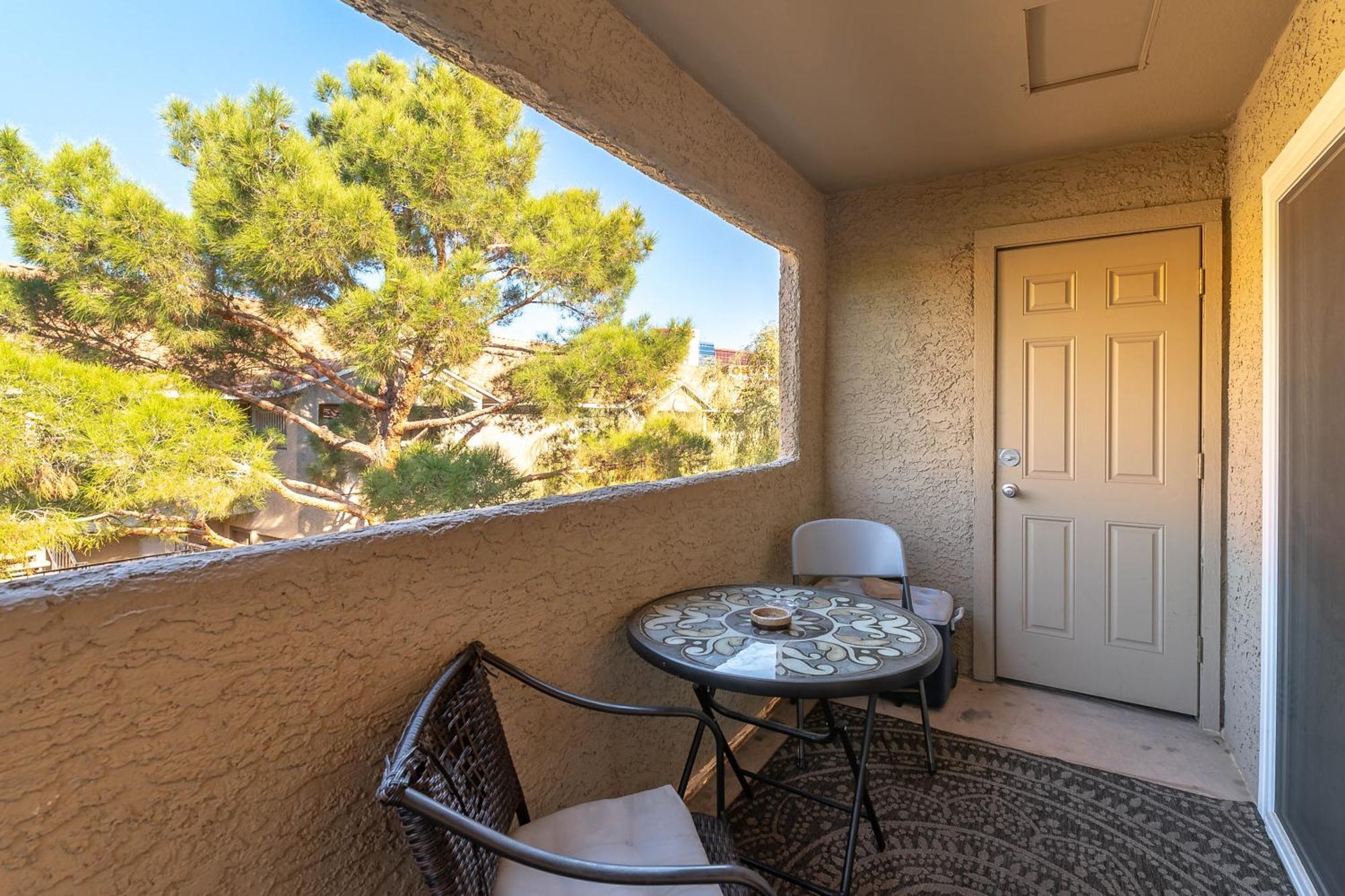 Stylish, Cozy 2Br,2Ba Condo Near Rio, Vegas Luxury Las Vegas Exterior photo